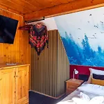 Looktatry Pod Stokiem & Jacuzzi 아파트