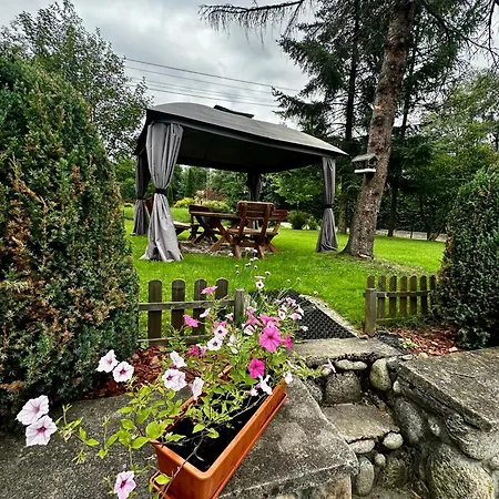 住宿加早餐酒店 Pod Stokiem & Jacuzzi 扎科帕内