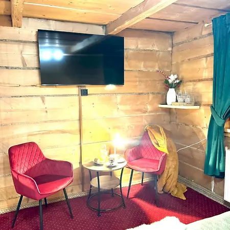 شقة Looktatry Pod Stokiem & Jacuzzi زاكوباني