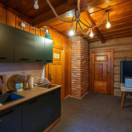 Looktatry Pod Stokiem & Jacuzzi Apartmán *