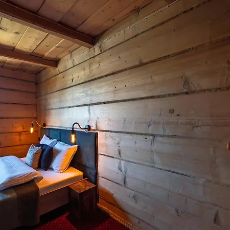 Looktatry Pod Stokiem & Jacuzzi