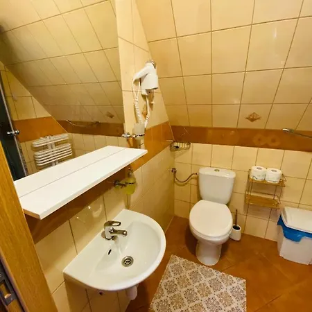 Pod Stokiem & Jacuzzi 扎科帕内