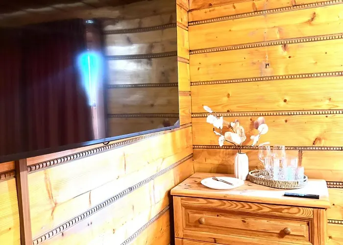 Looktatry Pod Stokiem & Jacuzzi شقة *