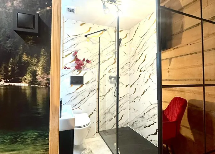 Looktatry Pod Stokiem & Jacuzzi شقة