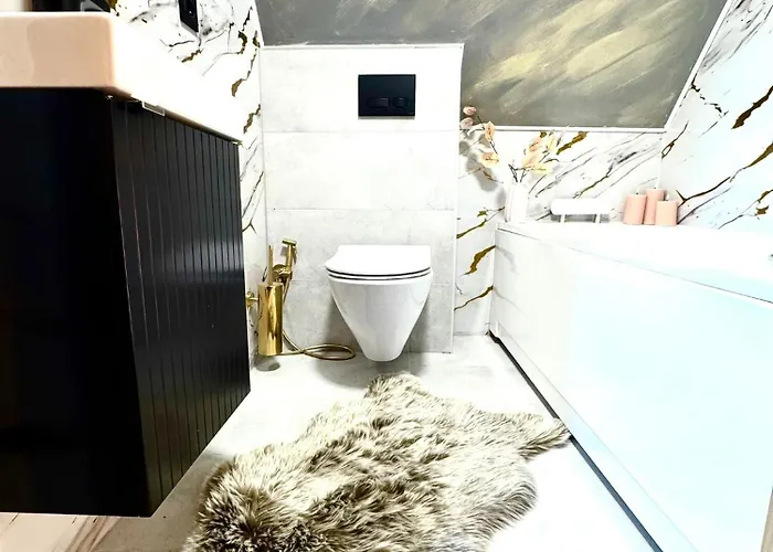 Looktatry Pod Stokiem & Jacuzzi زاكوباني