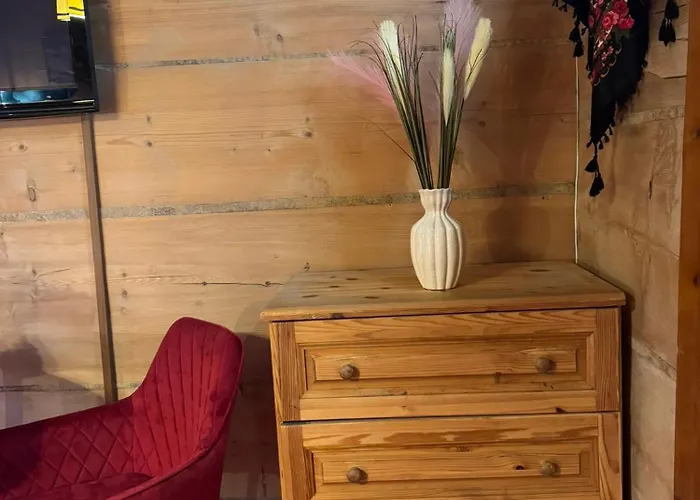 Looktatry Pod Stokiem & Jacuzzi شقة *